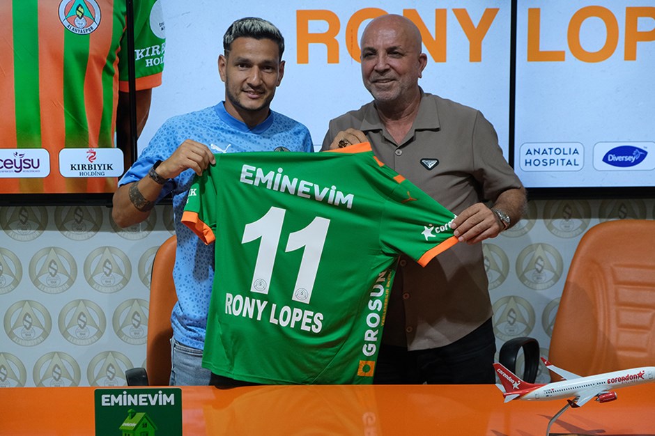 Alanyaspor'dan iki transfer birden