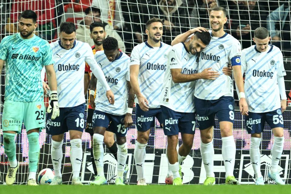 Fenerbahçe'nin kazandığı penaltıda karar doğru mu? Trio ekibinden net yorum  - 7. Foto