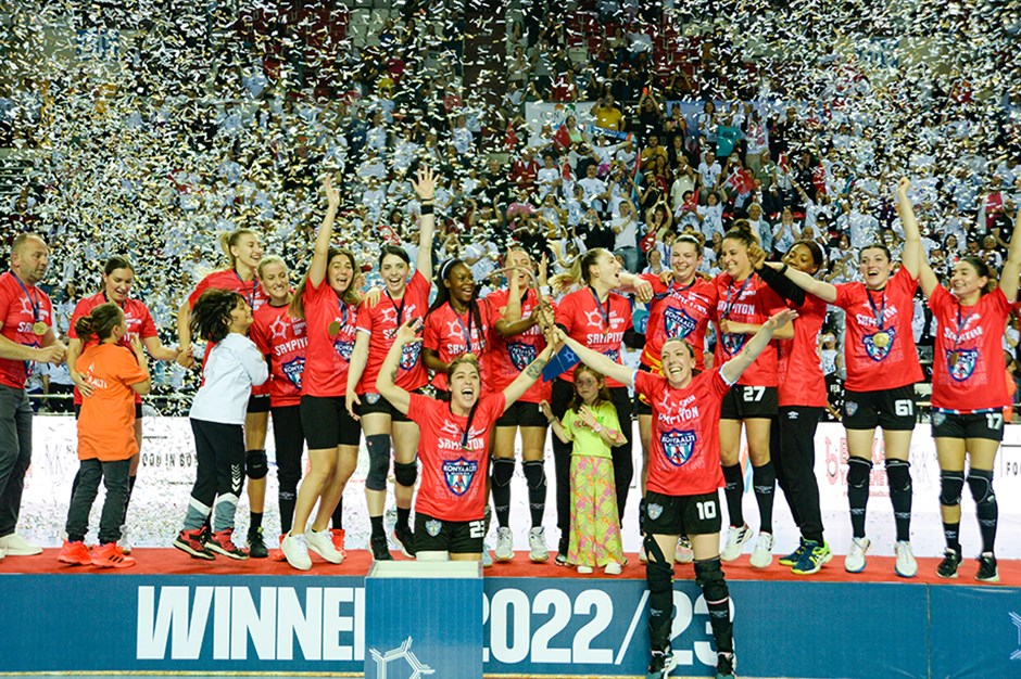 Türk spor tarihinde ilk: EHF Avrupa Kupası'nda şampiyon Konyaaltı Belediyespor
