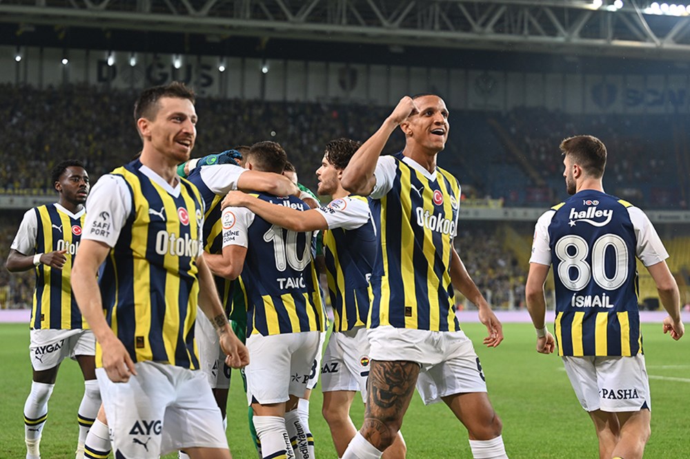 Fenerbahçe 11 maçın sadece 2'sinde bunu yaşadı: ligde 7 alanda lider  - 4. Foto