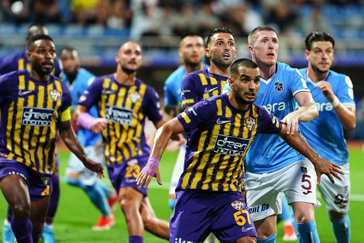 Avrupa’nın en az seyirci çeken statları: İlk 10’da 4 Süper Lig takımı yer aldı  - 3. Foto