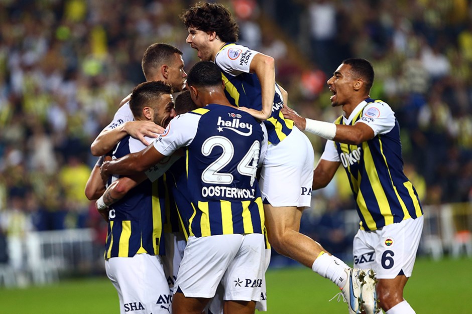 Fenerbahçe'de savunmacılardan 10 gollük katkı