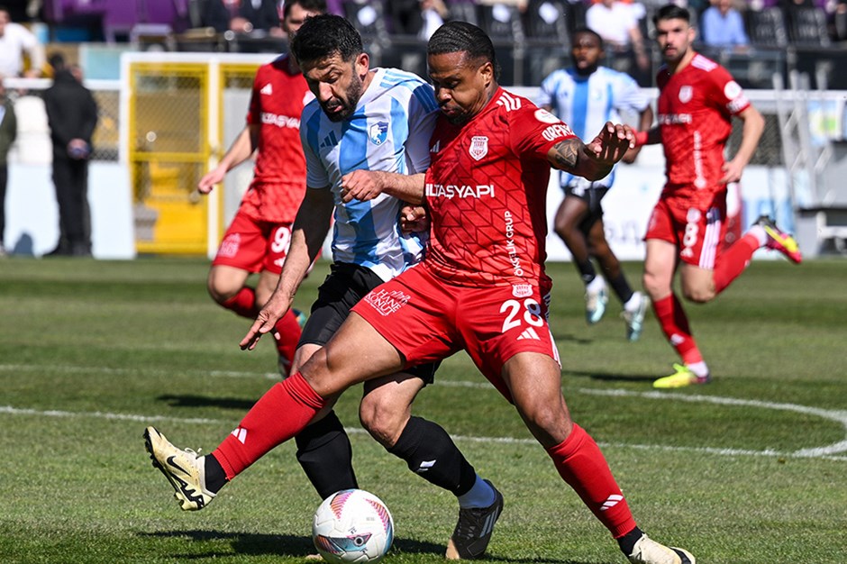 Pendikspor, 6 gollü maçta 2-0'dan geri döndü