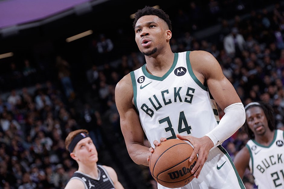 Lider Bucks, Sacramento Kings deplasmanında Giannis'in 46 sayısıyla kazandı