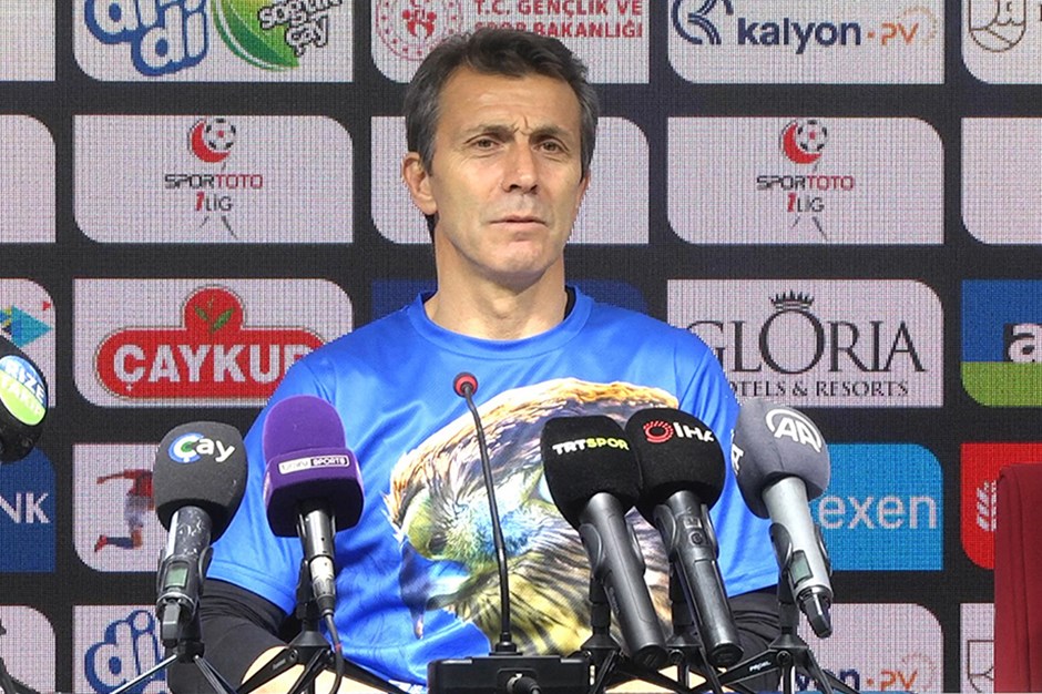 Rizespor'u Süper Lig'e çıkaran Bülent Korkmaz'la yollar ayrıldı