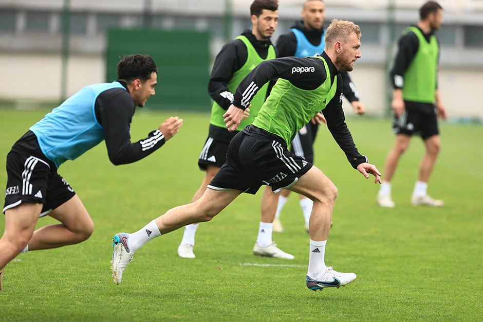 Beşiktaş'ta Alanyaspor maçı hazırlıkları sürüyor