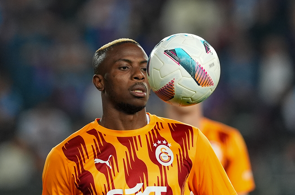 Victor Osimhen'den kupa finalindeki rekor sonrası flaş paylaşım  - 2. Foto
