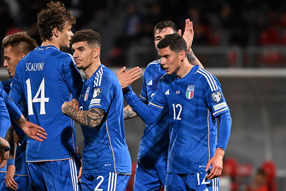 Galibiyet 2 golle: İtalya'dan ilk 3 puan