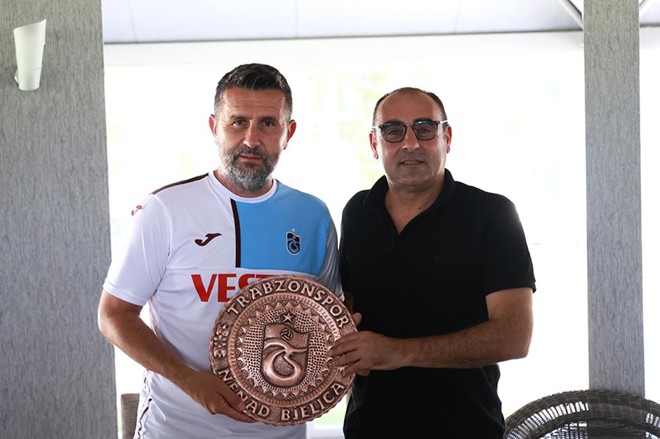 Trabzonspor Teknik Direktörü Nenad Bjelica'dan altyapı toplantısı