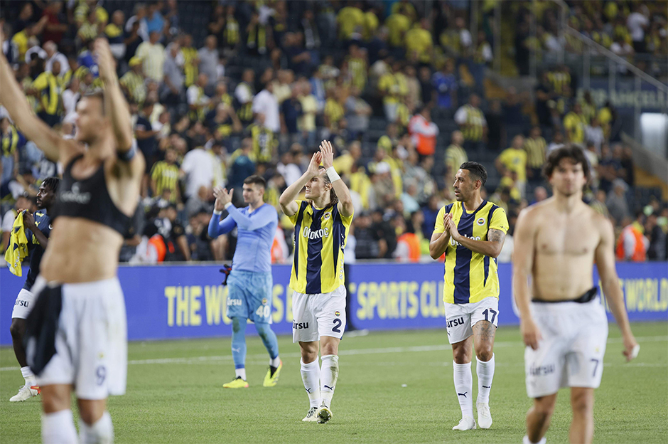 Fenerbahçe'nin galibiyeti Avrupa'da manşetlerde: "Dzeko, Mourinho'nun imdadına yetişti"  - 3. Foto
