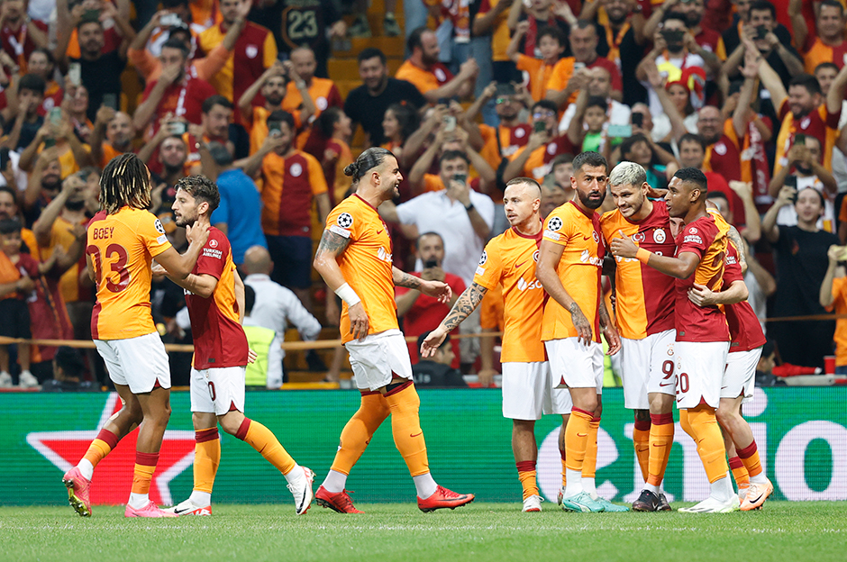 "Galatasaray ailesine hayırlı olsun" | Spor yazarları Galatasaray-Molde maçı için ne dedi?  - 3. Foto