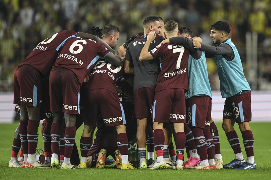Trabzonsporlu futbolcular galibiyeti değerlendirdi