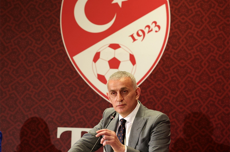 İbrahim Hacıosmanoğlu'ndan derbi için hakem açıklaması: "Her şeyi yapmaya hazırız"  - 5. Foto