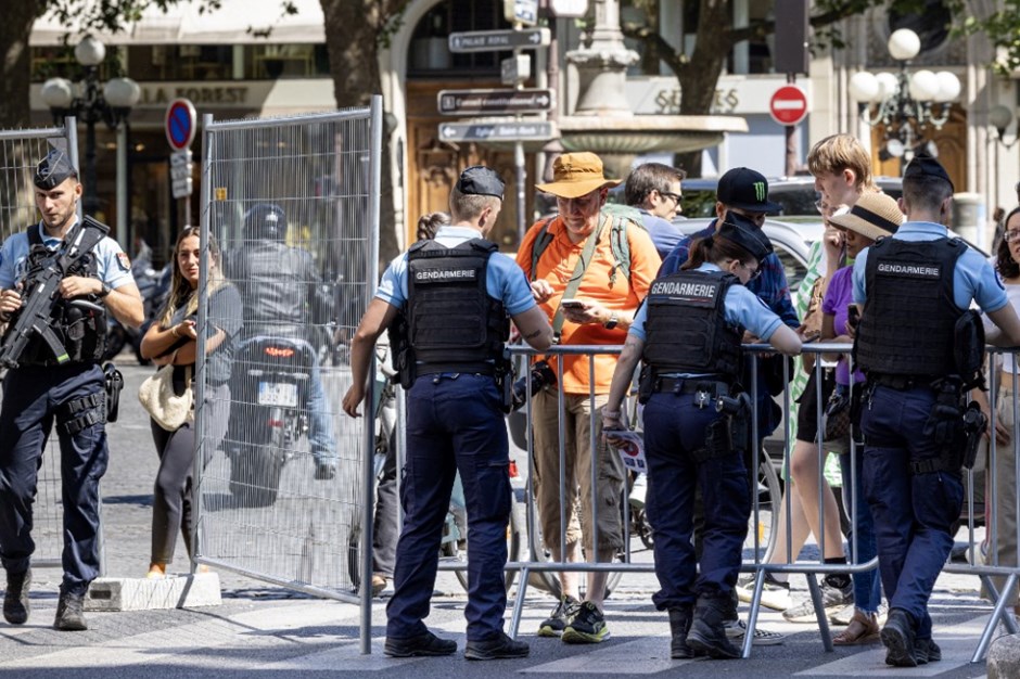 Paris'te alınan olimpiyat önlemleri turistleri isyan ettirdi