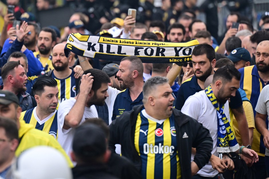 Fenerbahçe taraftarı, RAMS Park'a geldi