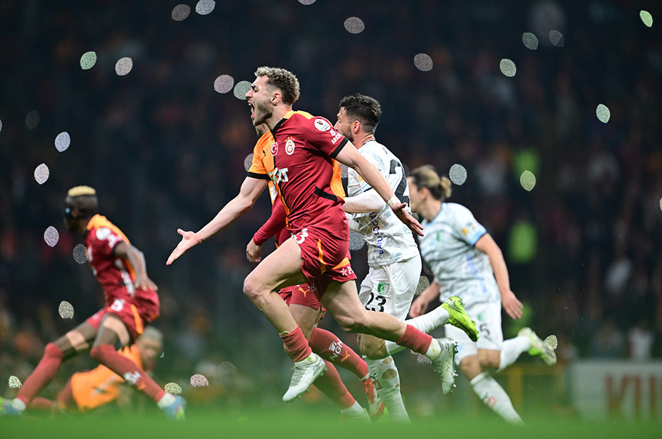 Trio noktayı koydu: Galatasaray'ın iptal edilen penaltısında karar doğru mu?  - 1. Foto