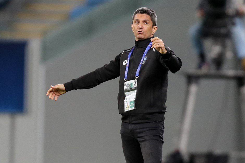 Razvan Lucescu imzayı attı