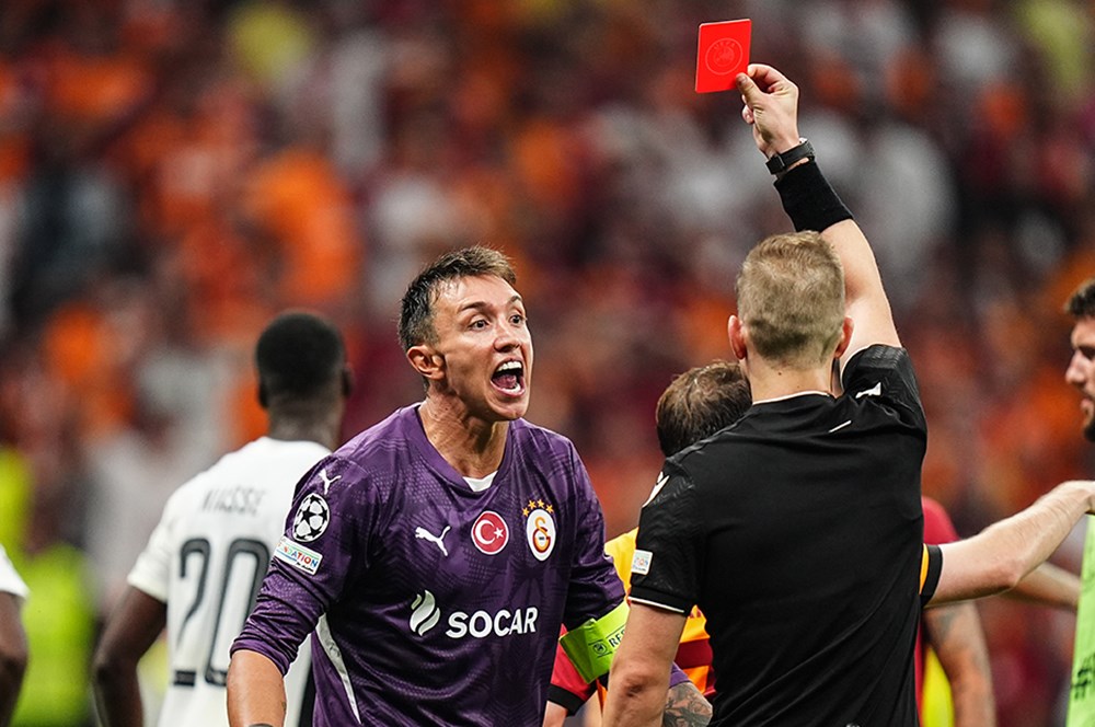 Galatasaray'dan Muslera kararı: Bir devrin sonu  - 4. Foto