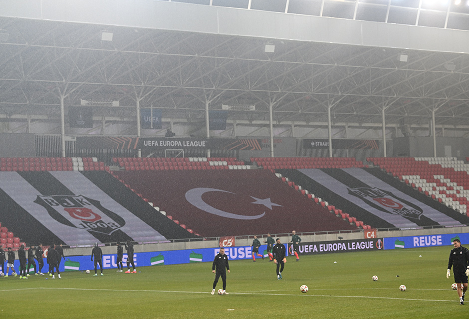 "Yok artık! Bu kadarı da gerçekten fazla" | Spor yazarları, Beşiktaş'ın mağlubiyeti için ne dedi?  - 1. Foto