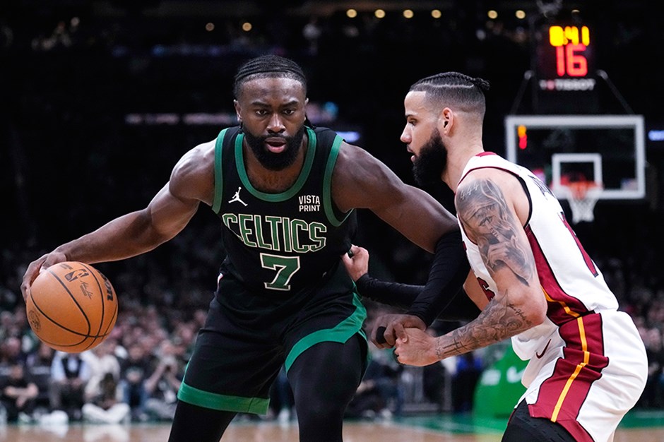 Jaylen Brown ve Derrick White, Celtics'i yarı finale taşıdı