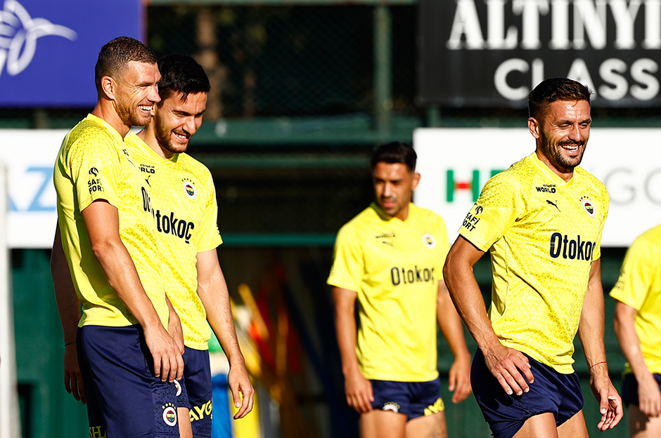 Fenerbahçe'nin transferdeki ilk hedefi belli oldu: Derbiden sonra düğmeye basılacak  - 3. Foto
