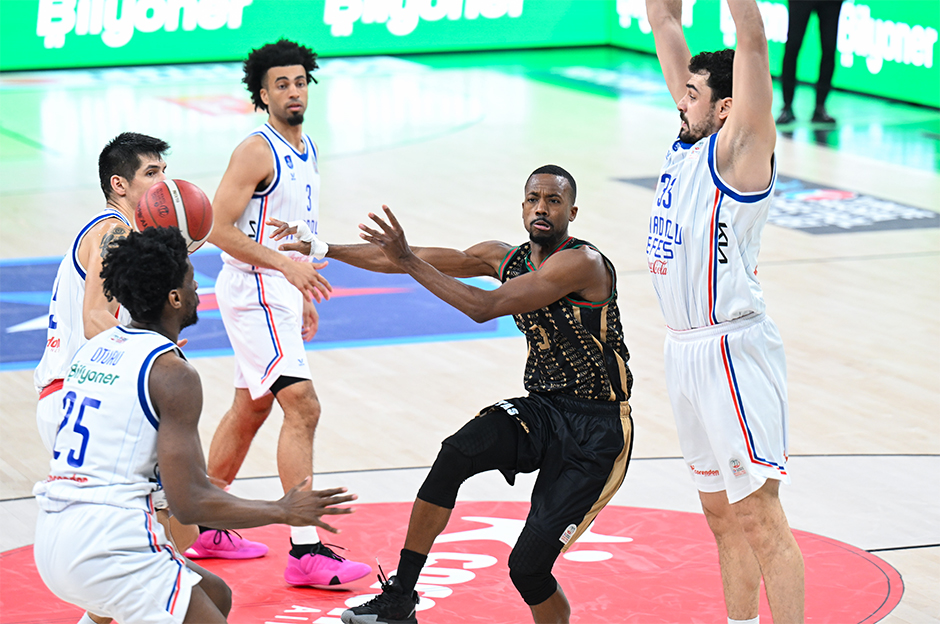 Büyük sürpriz: Sözleşmesini feshedip Fenerbahçe'yle anlaştı  - 2. Foto