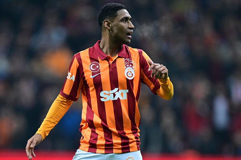 Tete'ye ise ülkesinin takımlarından Palmeiras'ın kanca attığı haber detayında yer aldı.