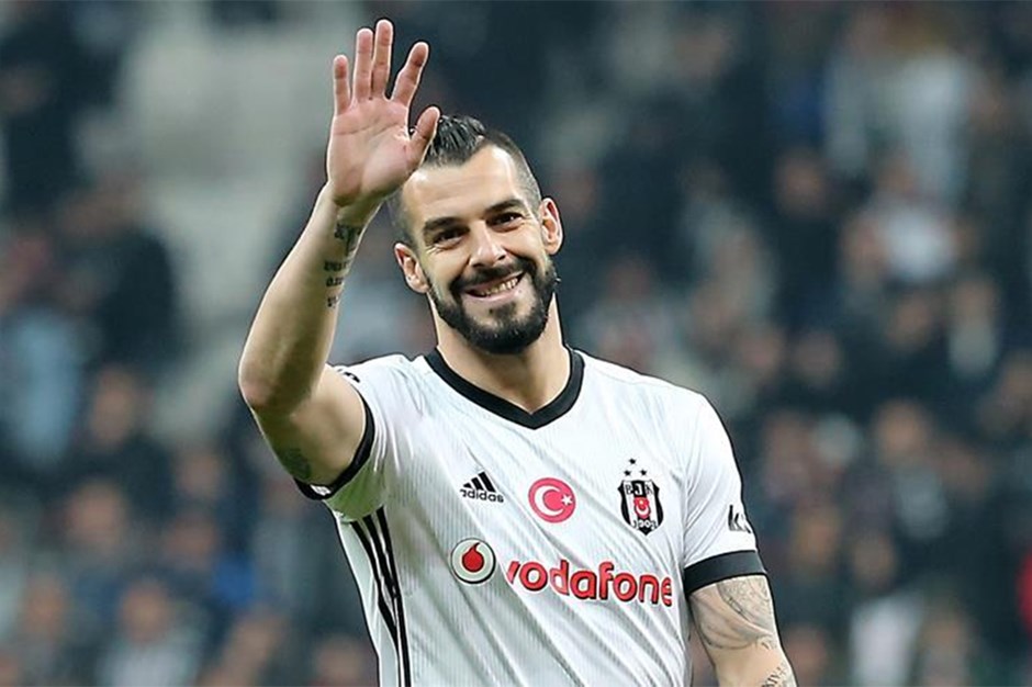38 yaşındaki eski Beşiktaşlı Negredo'dan sürpriz transfer