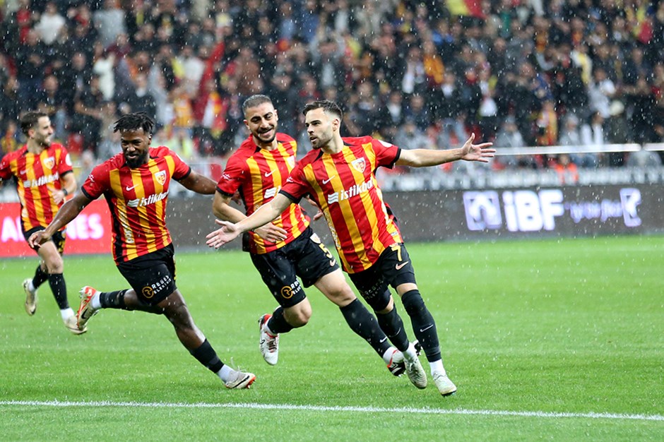 Kayserispor'un tırmanışı sürüyor: Hat-trick şovuyla 3 puan geldi