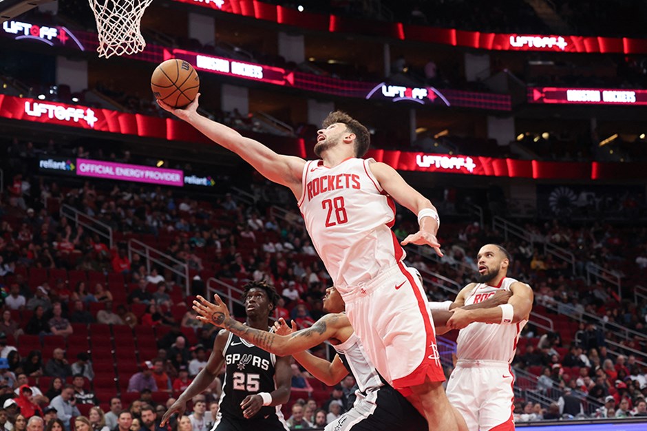 Alperen Şengün'den double-double: Houston Rockets farklı kazandı