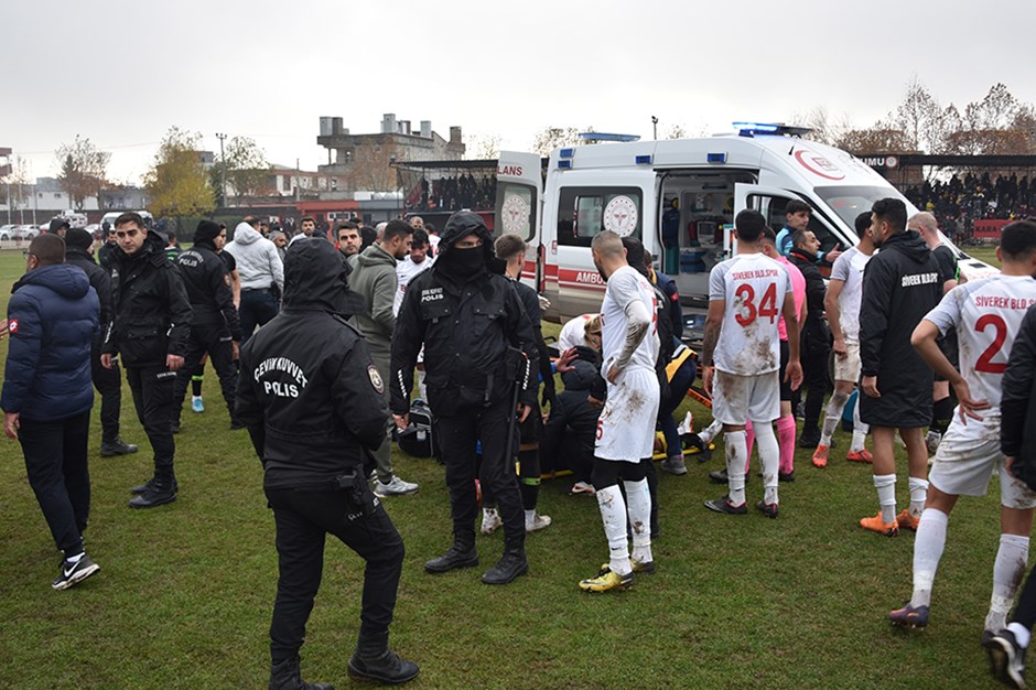 Maçta dili boğazına kaçan futbolcu hastaneye kaldırıldı 