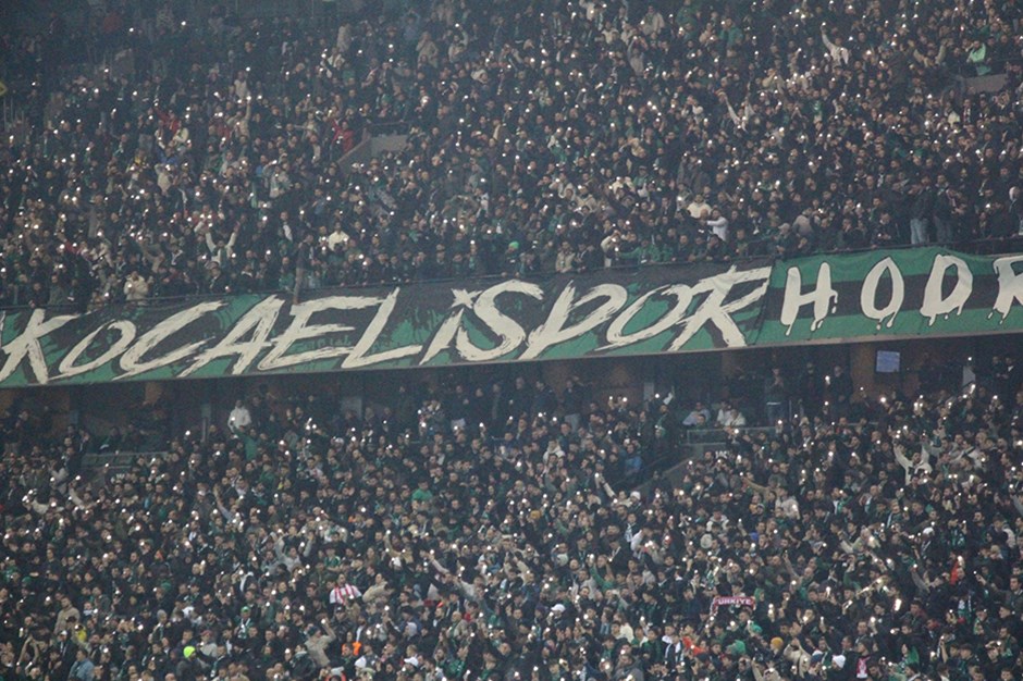 Süper Lig'e yükselen Kocaelispor'dan taraftarı sevindiren hamle