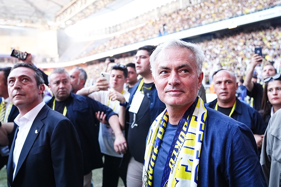 Jose Mourinho'dan paylaşım: "Haydi Fenerbahçe"