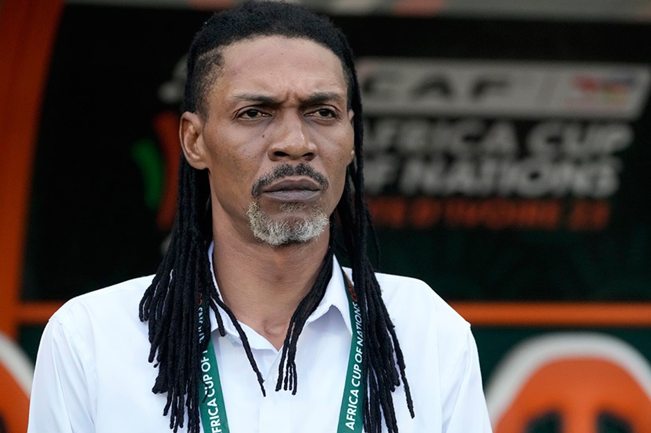 Rigobert Song'un transferi ülkede kriz çıkardı: "Dehşet ve şaşkınlıkla öğrendik"