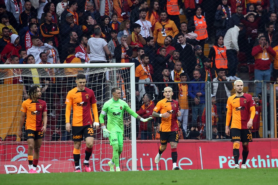 Spor Toto Süper Lig | Galatasaray derbi öncesinde Fatih Karagümrük'e takıldı
