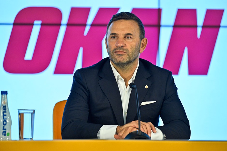 Galatasaray, Okan Buruk'un sözleşme detaylarını KAP'a bildirdi