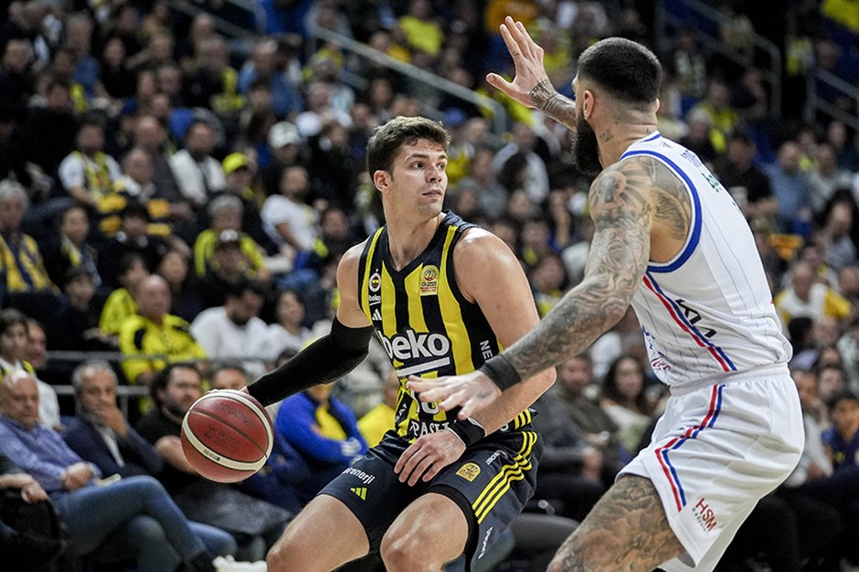 Anadolu Efes'in ilk yenilgisi Fenerbahçe Beko'dan