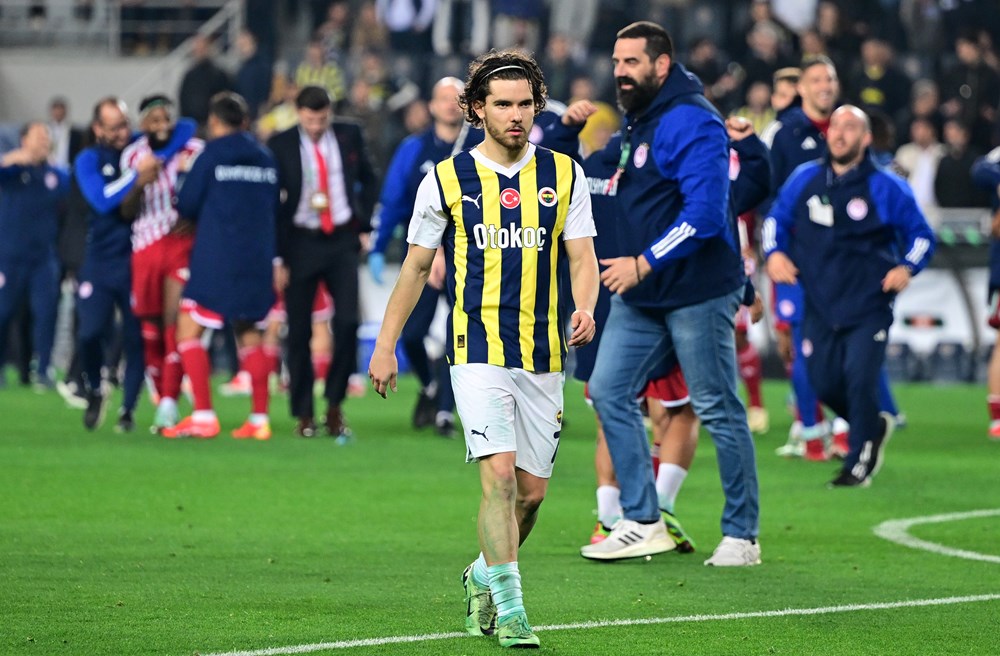 "Tur değişikliklerden sonra gitti" | Spor yazarları Fenerbahçe için ne dedi?  - 2. Foto