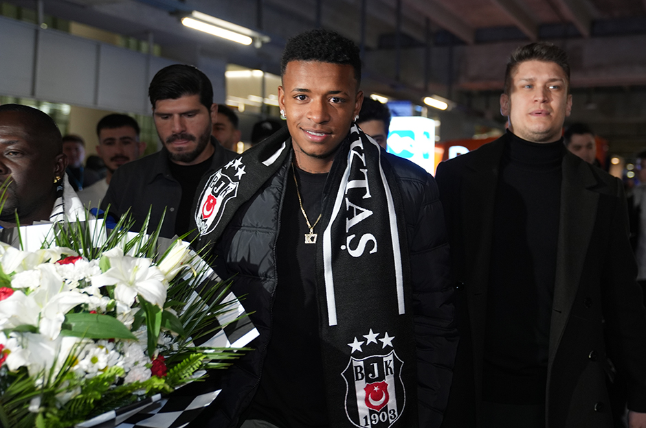 Beşiktaş'ın yeni transferi, Trabzonspor maçında oynayabilecek  - 1. Foto