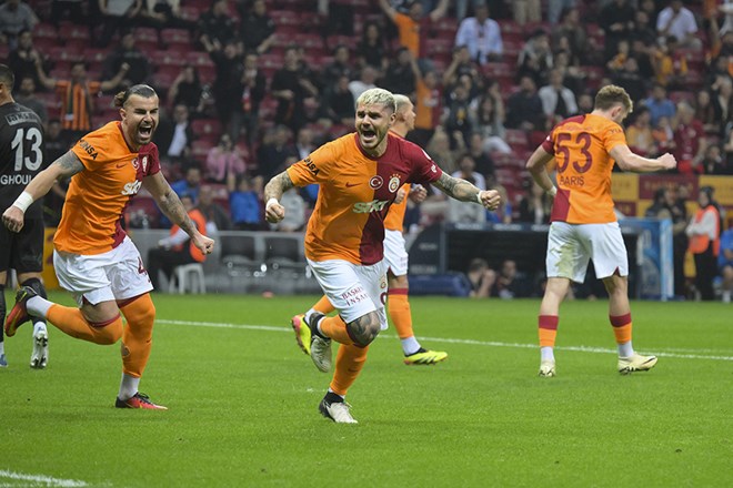 Galatasaray - Sivasspor (Canlı anlatım)