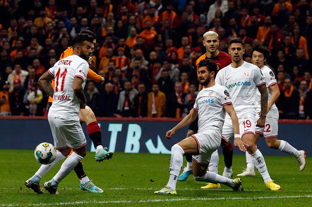 ¿Hay fuera de juego en la portería del Antalyaspor?  - 5ta Foto