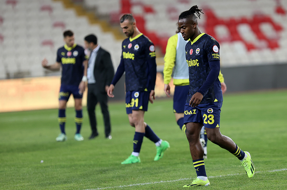 "Penaltı kararı skandal" | Spor yazarları Fenerbahçe maçı için ne dedi?  - 1. Foto