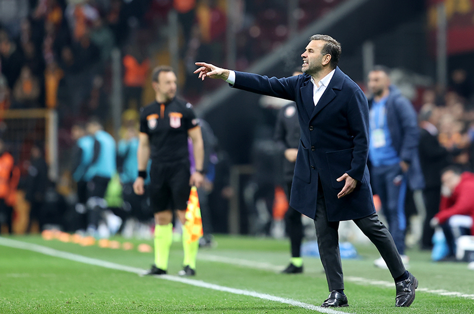 Okan Buruk, Galatasaray'ın Efsane Isimlerini Geçti- Son Dakika Spor ...