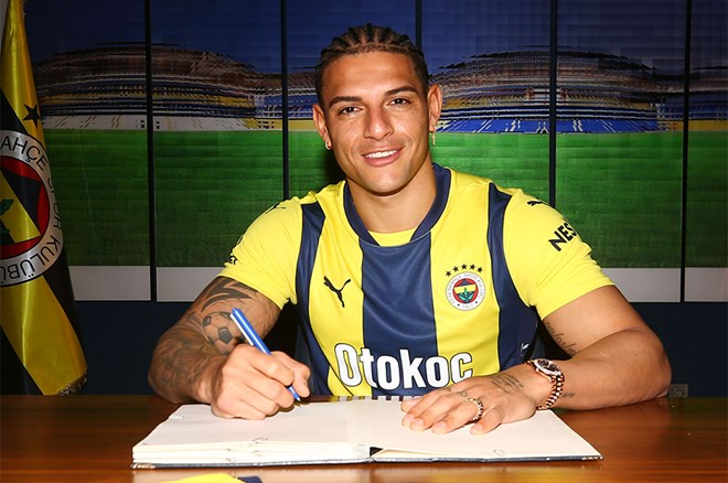 Fenerbahçe'nin biletini direkt kestiği 6 futbolcunun 3'üne teklif dahi yok - 4. Foto