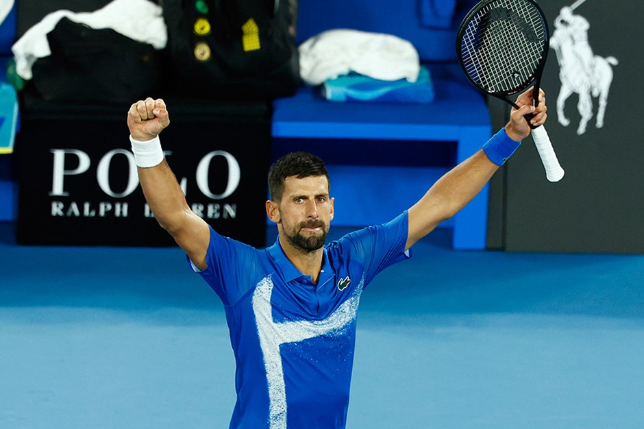 Avustralya Açık'taki erken finalde Novak Djokovic turladı