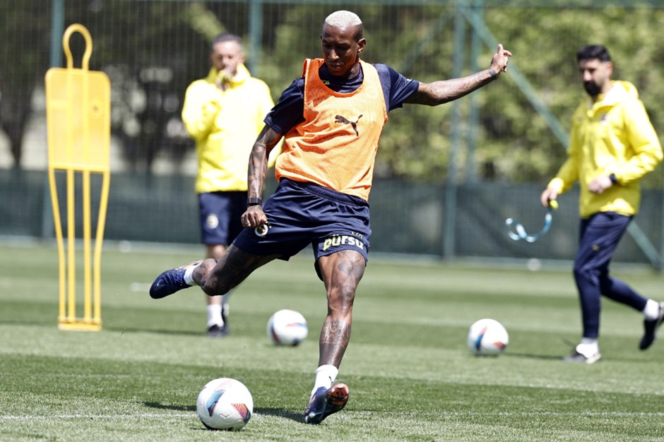 Fenerbahçe'de Eyüpspor mesaisi devam ediyor