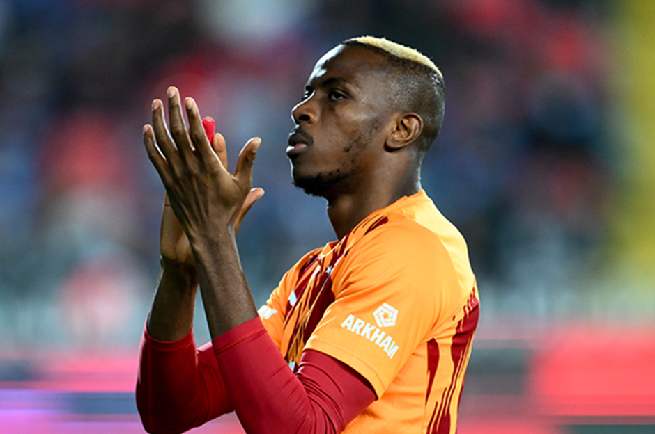 Meğer iddia edilen rakamlar değilmiş: İşte Galatasaray'ın Osimhen'e yaptığı son teklif  - 4. Foto