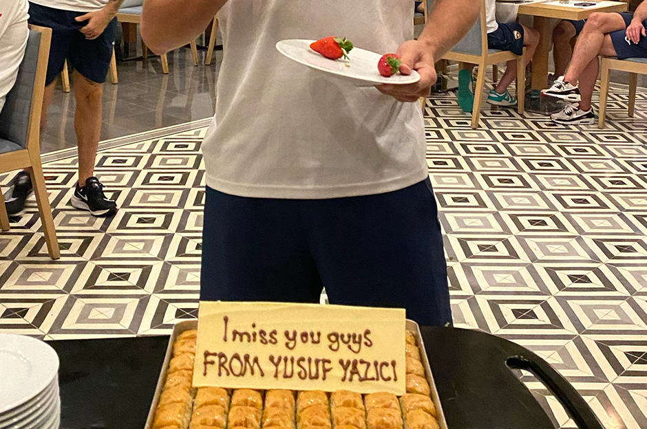 CSKA Moskova'ya Yusuf Yazıcı jesti