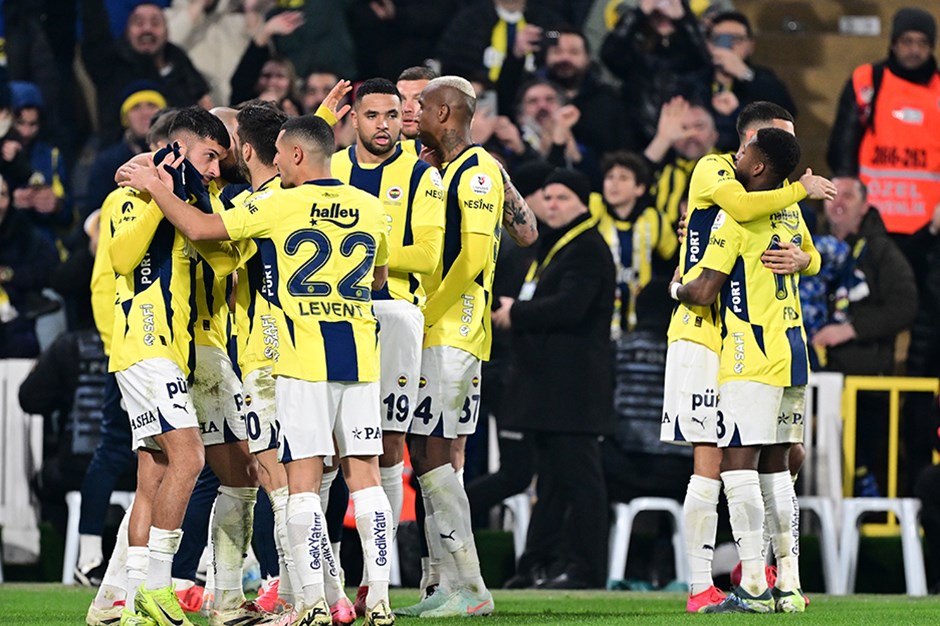 Fenerbahçe'nin Anderlecht maçı kadrosu belli oldu