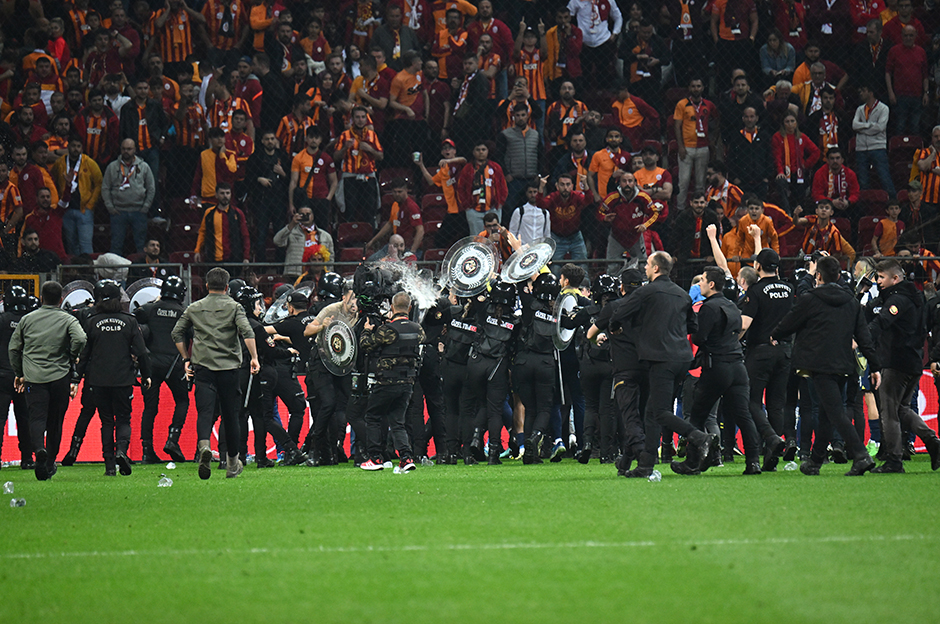 Olaylı Galatasaray - Fenerbahçe derbisindeki hakaret davasında yeni gelişme  - 7. Foto